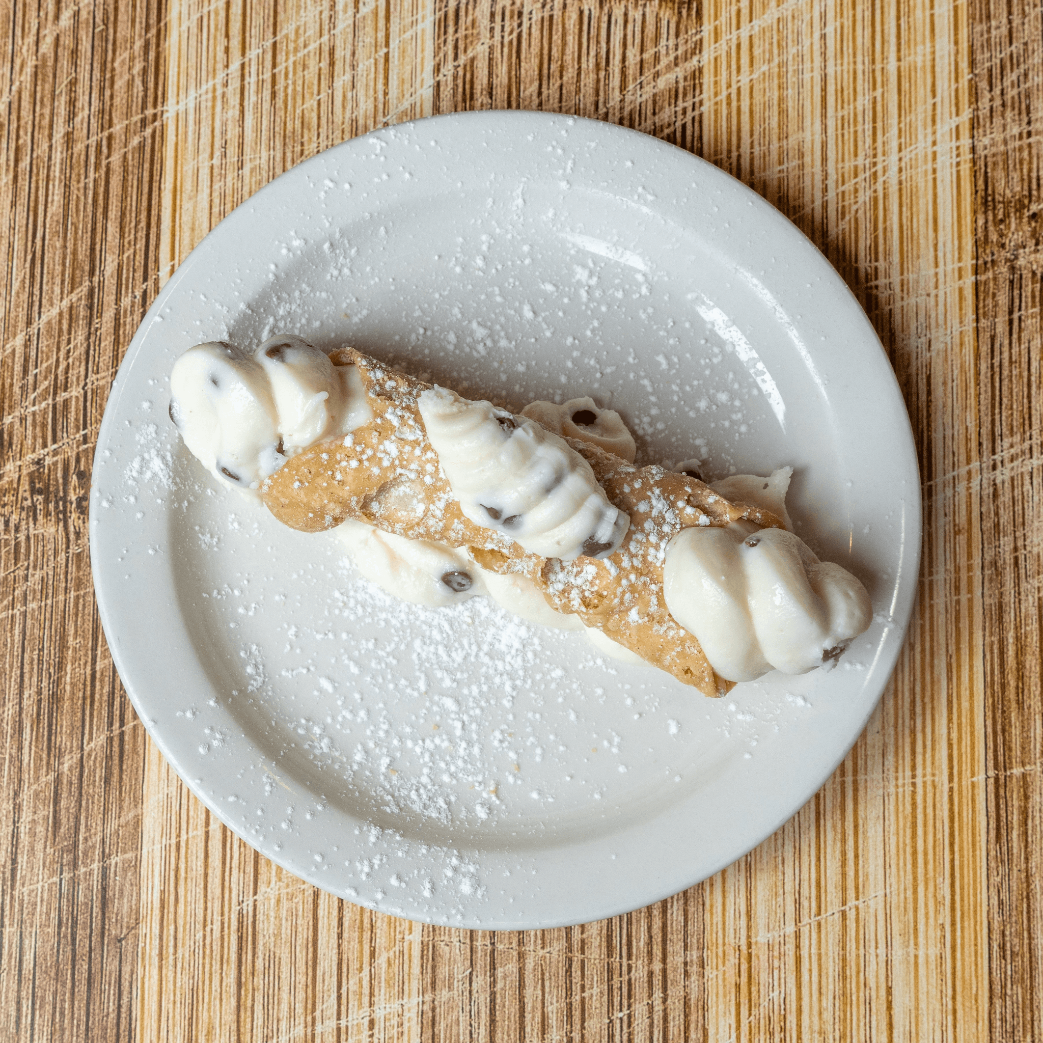 Cannoli.